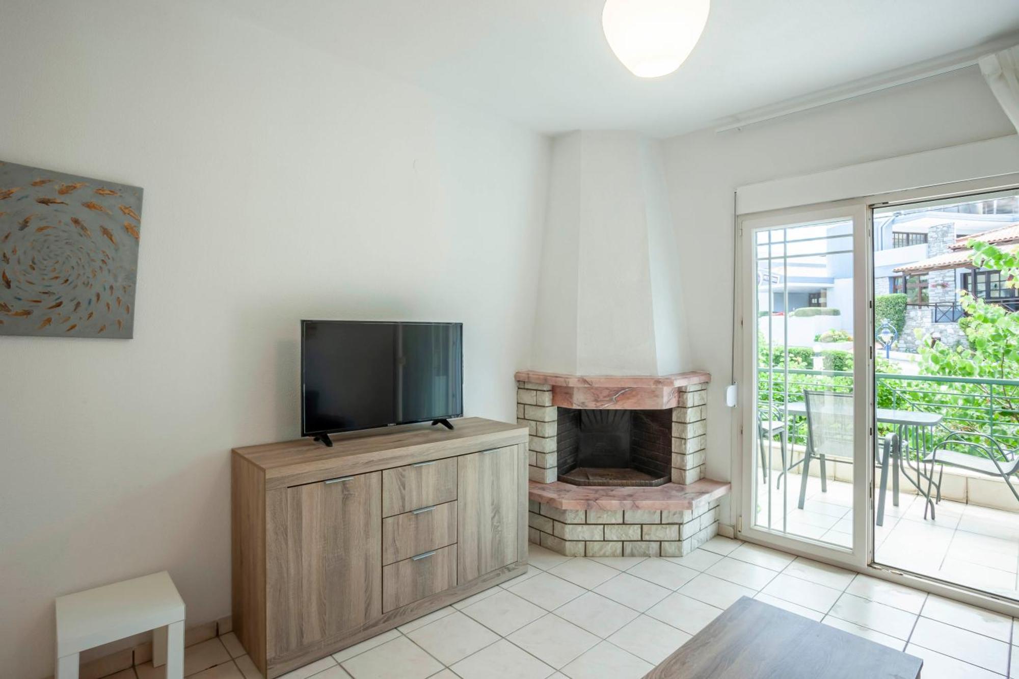 Aris Luxury Apartments Pefkochori Zewnętrze zdjęcie